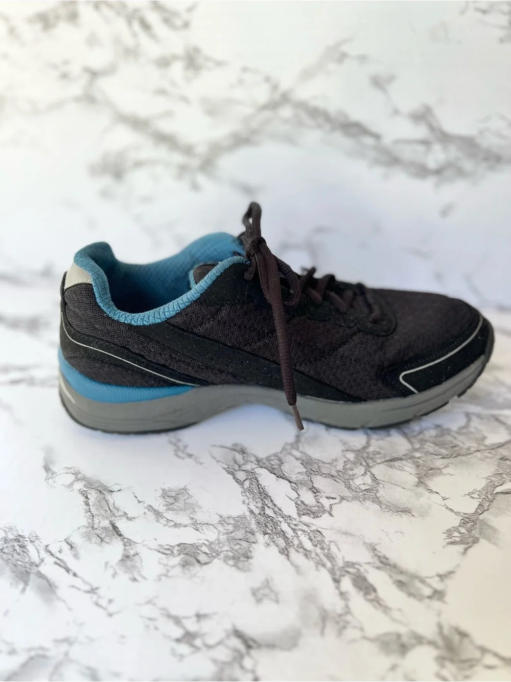 Abeo Pro Petra Black Lace Up Mesh Lightweight Lowtop Sneakers 9.5